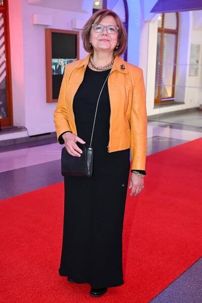 FOTO: Elegantní herečka Ivana Andrlová. – stránka 4