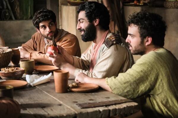 Paras Patel, Reza Diako, Austin Reed Alleman - Vyvolení - Klid před bouří - Z filmu