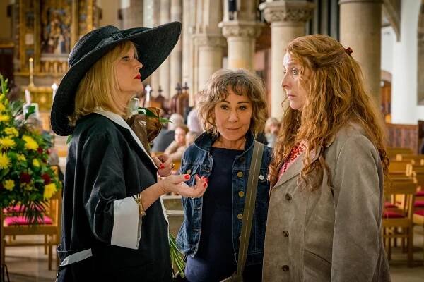 Phyllis Logan - Actress