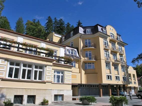 Rekonstrukce lázeňského sanatoria Royal