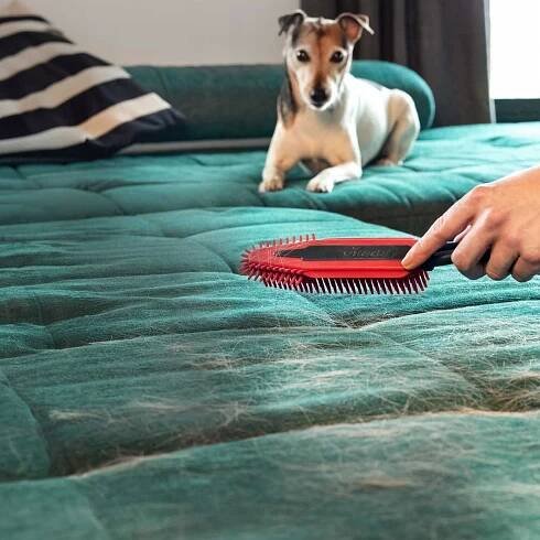 Elektrostatický kartáč na čištění srsti a vlasů Vileda Pet Pro Další funkce přizpůsobené pro leváky nástěnný kartáč (self groomer) oboustranný kartáč měkký kartáč univerzální kartáč