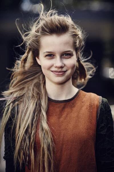 Angourie Rice - Nowhere Boys: The Book of Shadows - Z natáčení