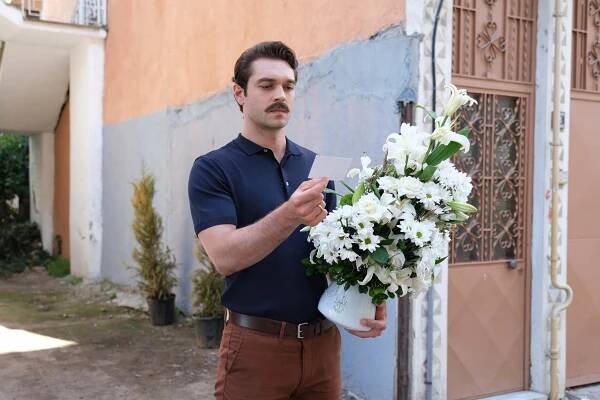 Kara Tahta - Episode 10 - Z filmu - Furkan Andıç