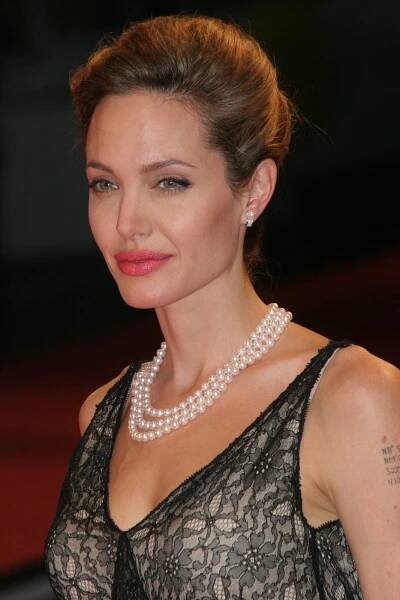Angelina Jolie