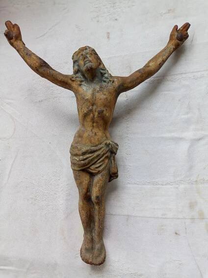 Originální historická litinová socha Ježíš Kristus - výška 40 cm