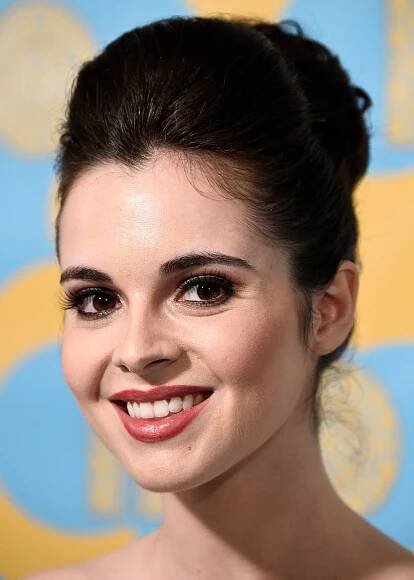 Vanessa Marano4