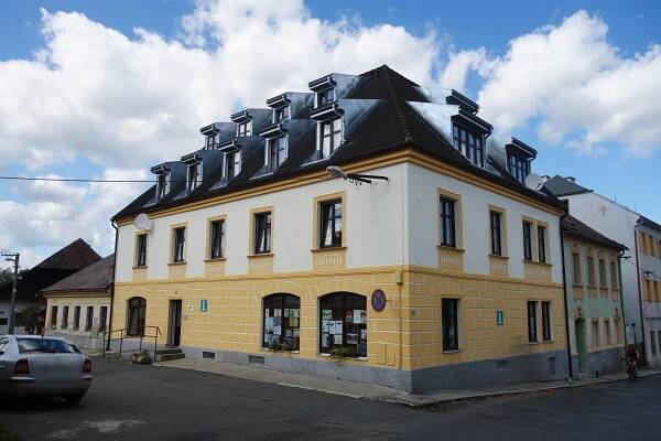 Městská knihovna Hartmanice foto 1
