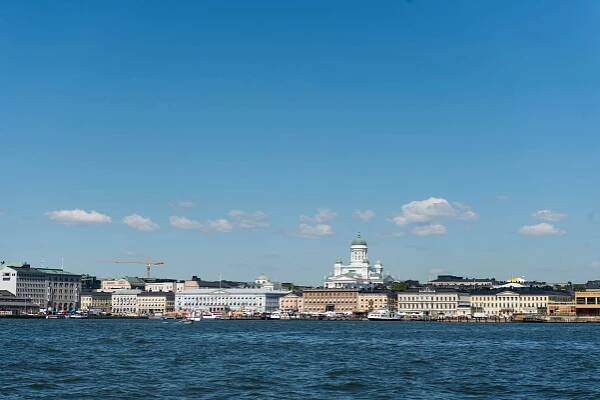 Port of Helsinki  Kannen kuva