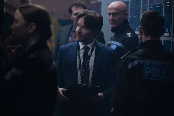 Showtrial - The Gambler - Z filmu - Joe Dempsie