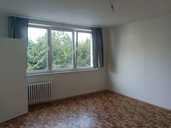 Pronájem bytu 3+1 s balkónem v Olomouci, ul. Rokycanova