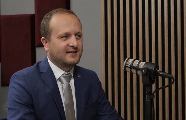 Extrémní pokuty a tuna povinností? Zatím stačí, když budete mít plán, mírní emoce k NIS2 Kintr