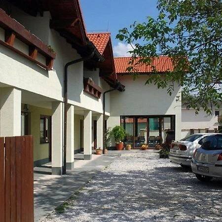 Penzion Jople Podhájska Exteriér fotografie