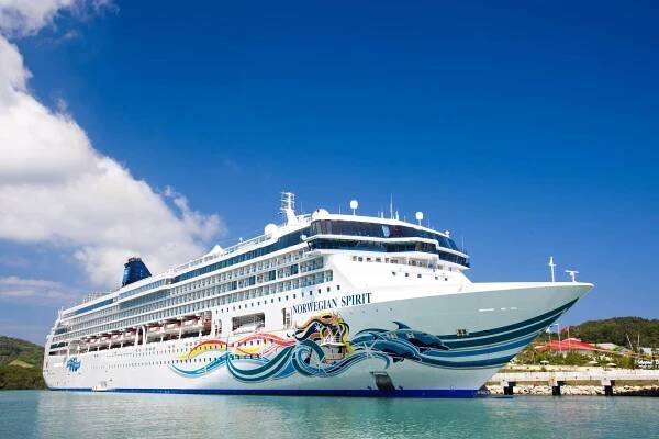 NORWEGIAN SPIRIT - Plavby - Lodní společnost - Norwegian Cruise Lines | Superzajezdy.cz