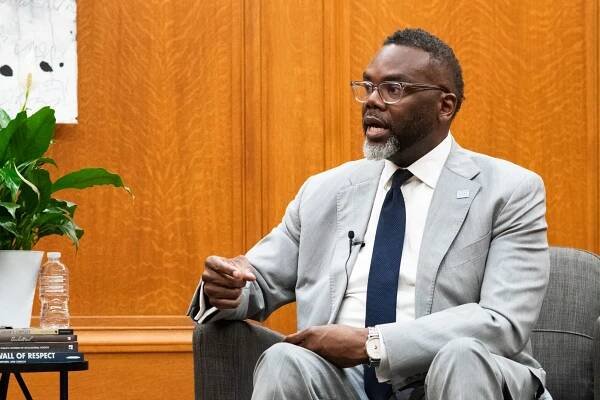 The Revolutionary Column: An abolitionist’s midterm conversation with Mayor Brandon Johnson • The TRiiBE