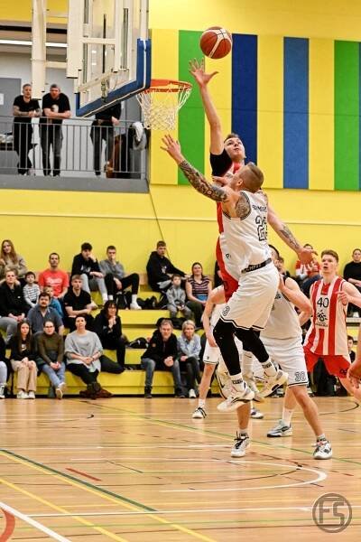 Třetí prohra v nadstavbě. Lokomotivě se play-off vzdaluje