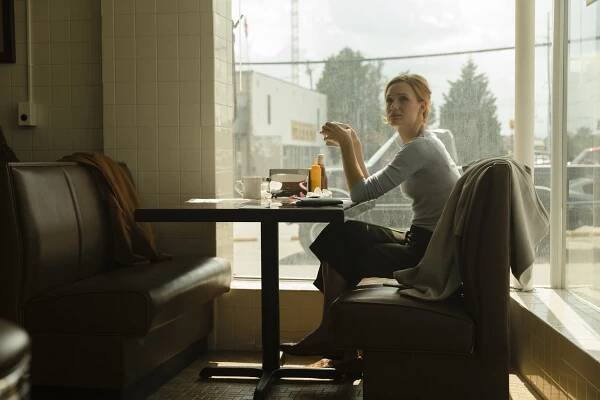 Halt and Catch Fire - PC Rebelové - Ten of Swords - Z filmu - Kerry Bishé