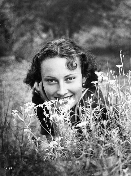 Lída Baarová (86) málem rozvedla nejen ďábla Goebbelse. Od manželky málem odešel i Vlasta Burian (70)