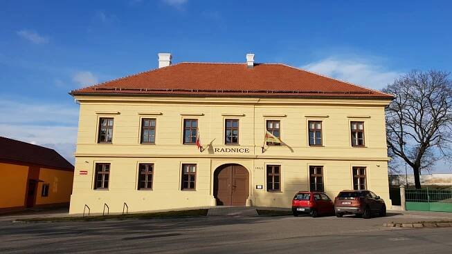 Stavby občanské vybavenosti | F & K & B, a.s. 