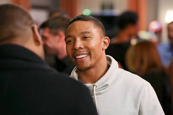 Black-ish - 30 Something - Z filmu - Allen Maldonado