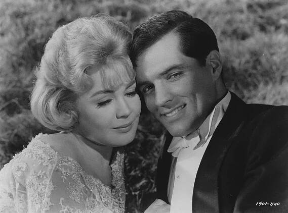 Sandra Dee, John Gavin - Romanoff and Juliet - Promo