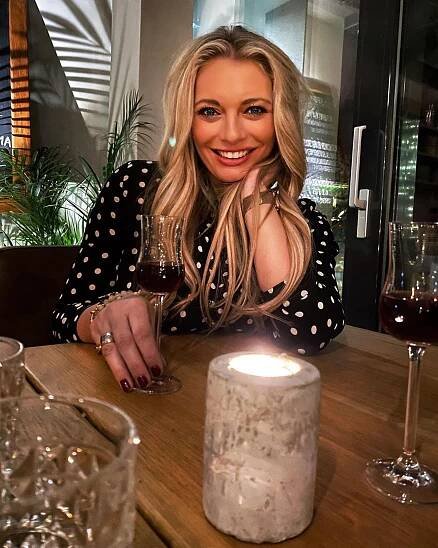 Lucie Borhyová přeje krásný adventní čas - Celebrity se pochlubily adventní výzdobou (10/23)