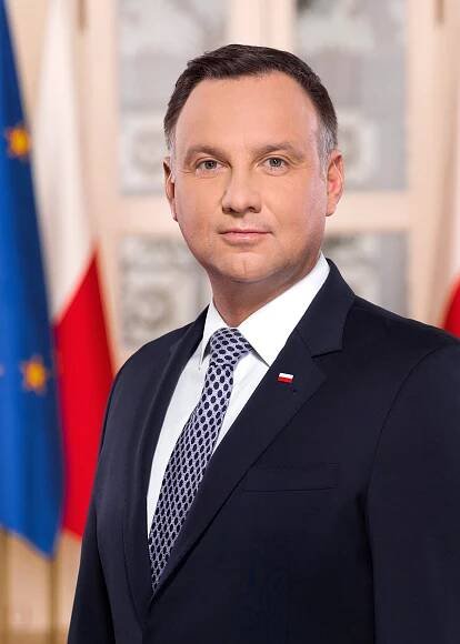 Soubor:President of Poland Andrzej Duda Full Resolution (cropped).jpg – Wikipedie