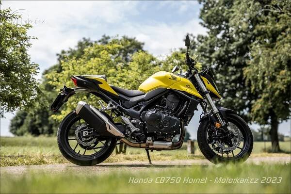 Honda CB750 Hornet | Katalog motocyklů a motokatalog na Motorkáři.cz
