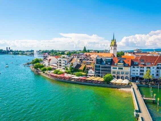 Rundflug über Friedrichshafen