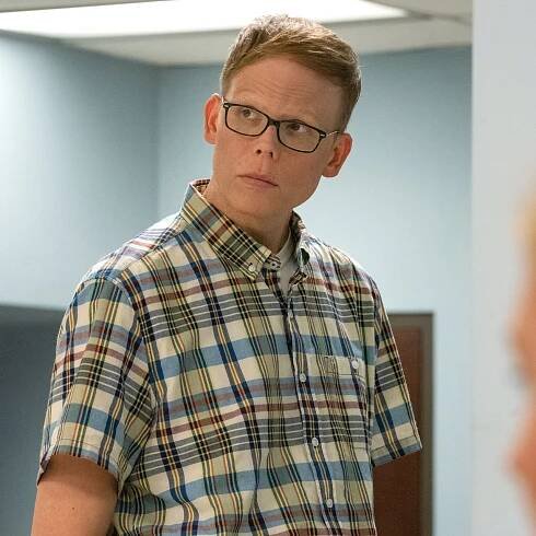 How Jeff Hiller Smashed Gay TV Tropes on HBO’s “Somebody Somewhere”