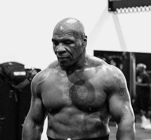 Tyson's Physique Wows Fans Ahead Of Paul Fight
