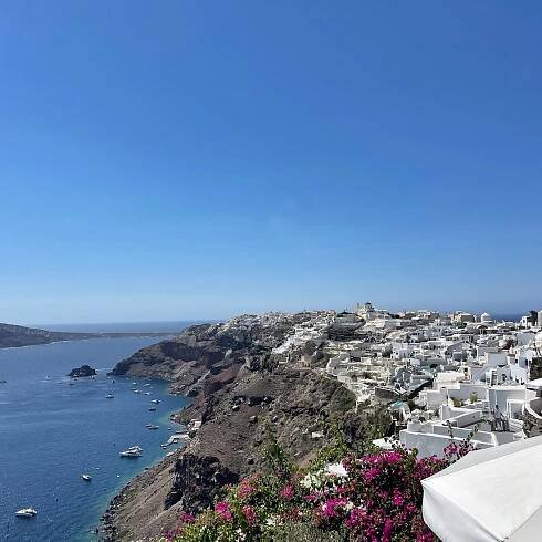 PERIVOLAS LIFESTYLE HOUSES - Updated 2025 Prices & Hotel Reviews (Santorini/Oia, Greece)