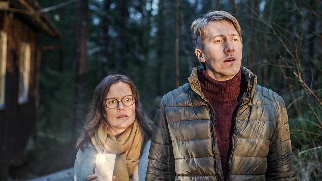 Downshiftaajat - Kutsumattomia vieraita - Z filmu - Lotta Kaihua, Jussi Vatanen