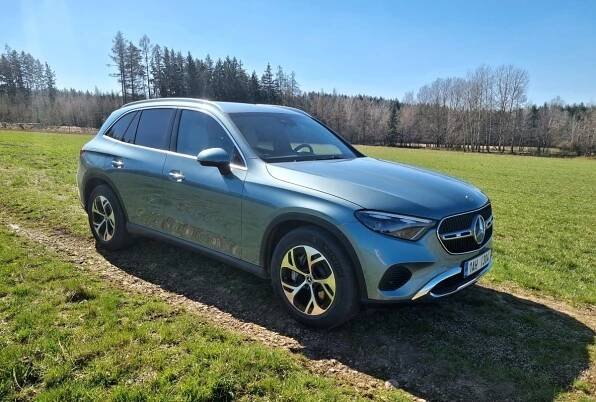 mercedes-benz-glc-2025-7
