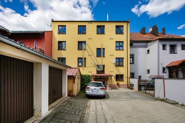 Prodej, byt 3+1, 94 m⊃2;, Nádražní ul., Sušice | Novis Reality