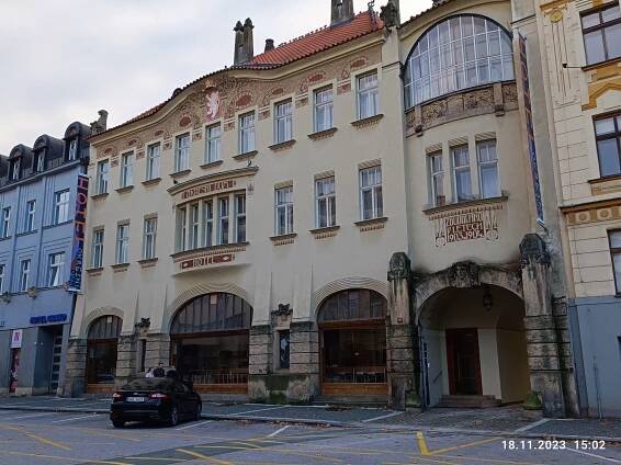 Recenze - Hotel Okresní dům • Mapy.com