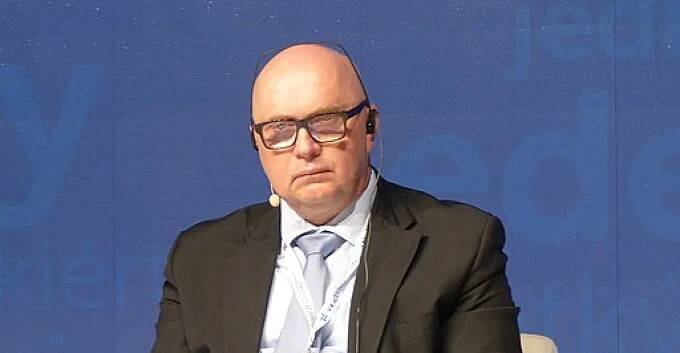 Pavlovi bude se zahraniční politikou radit i Macháček, který stojí v čele think-tanku ANO - Echo24.cz