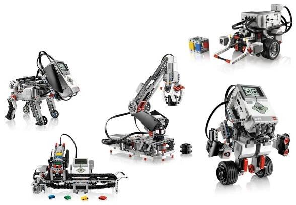 Pětice výukových robotů
