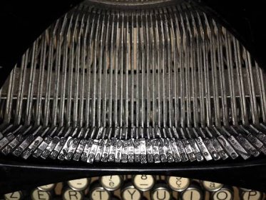 Steampunk Typewriter Laptop | A Clockwork Berry