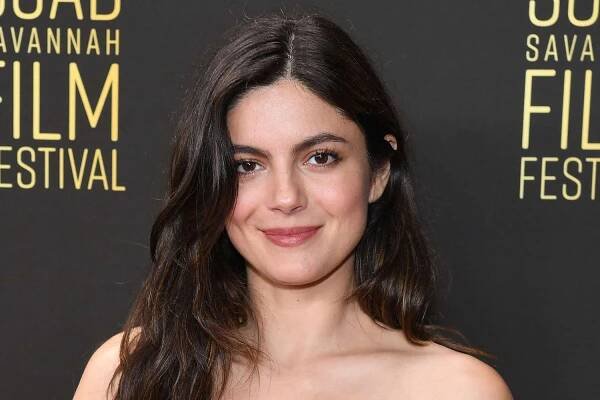 'Top Gun: Maverick' star Monica Barbaro was once advised to trim her lashes