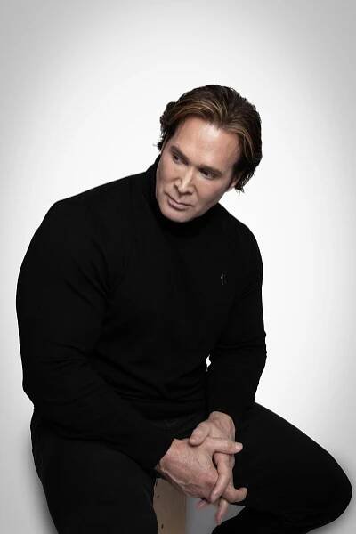 Michael O'Hearn Portraits - Aaron Farrier - Celebrity Photographer | Designer