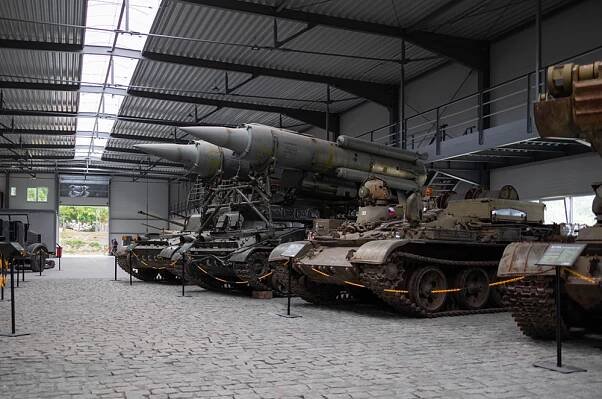 MUZEUM VOJENSKÉ TECHNIKY a AREÁL TANKODROMU | Areál Tankodrom Milovice