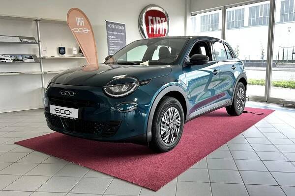 FIAT 600 1.2T Automat