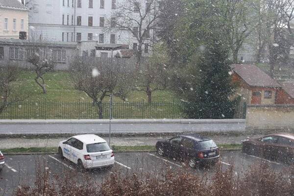ČR zažilo nejchladnější ráno týdne, na Šumavě bylo minus deset