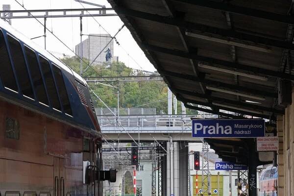 Masarykovo nádraží v Praze na týden zavírá. Vlaky budou odjíždět a končit jinde