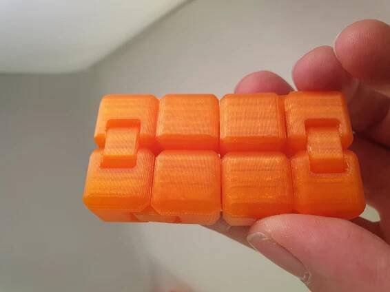 3D Printable Fidget Cube Remix by Walter Hsiao 