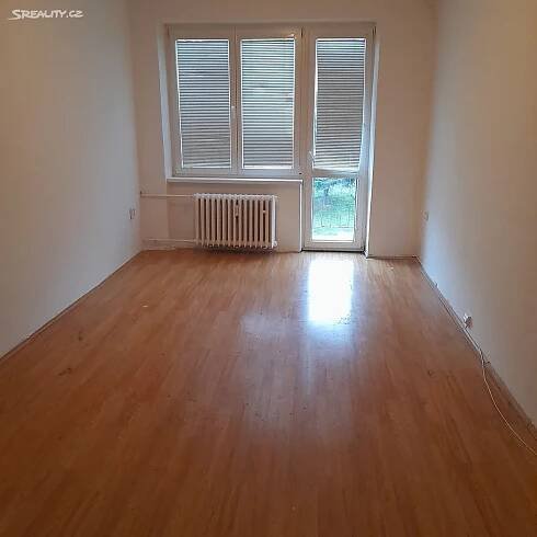 Pronájem bytu 2+1 57 m², Bukovany