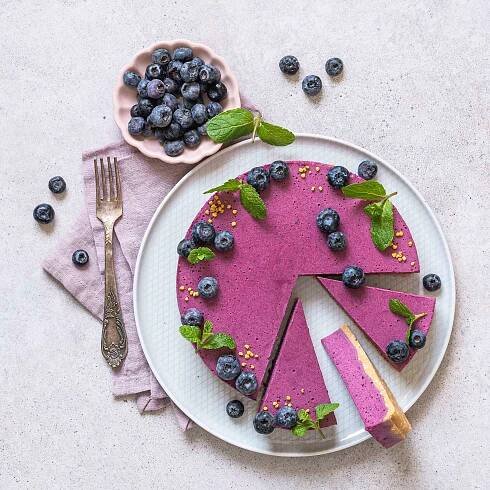 Zobrazit Nepečený borůvkový cheesecake receptů