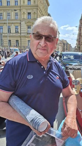 Josef Michl (automobilový závodník)