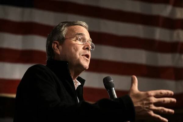 Jeb Bush odstúpil z boja o kreslo na prezidenta USA