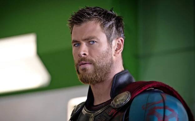 Chris Hemsworth 4K Thor: Ragnarok Wallpaper